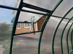 Автомат для проветривания теплиц